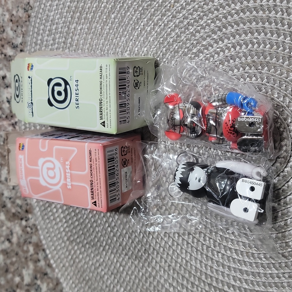 Bearbrick series 45 and 44 CZAR and Emily